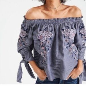 🎈AMERICAN EAGLE off shoulder striped embroidered floral top Size XS